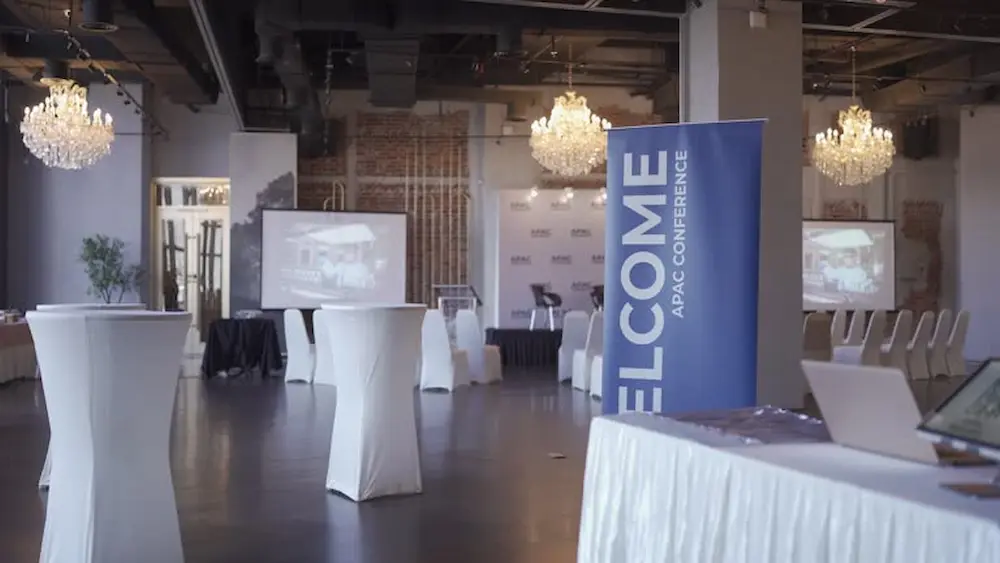 mobiliario para ferias y exposiciones