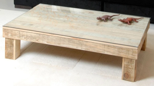 7. Mesas de centro con madera reciclada
