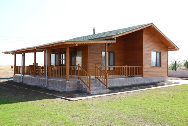 La belleza de la simplicidad en las casas de madera minimalistas