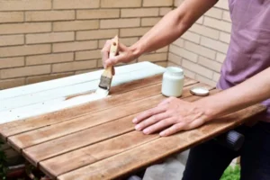 Cómo pintar madera paso a paso